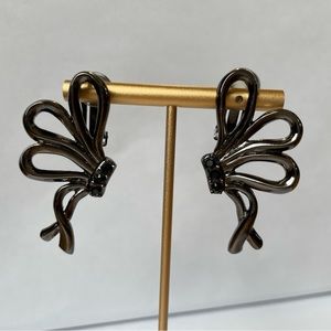 Oscar De La Renta black Clip-on Bow Earrings